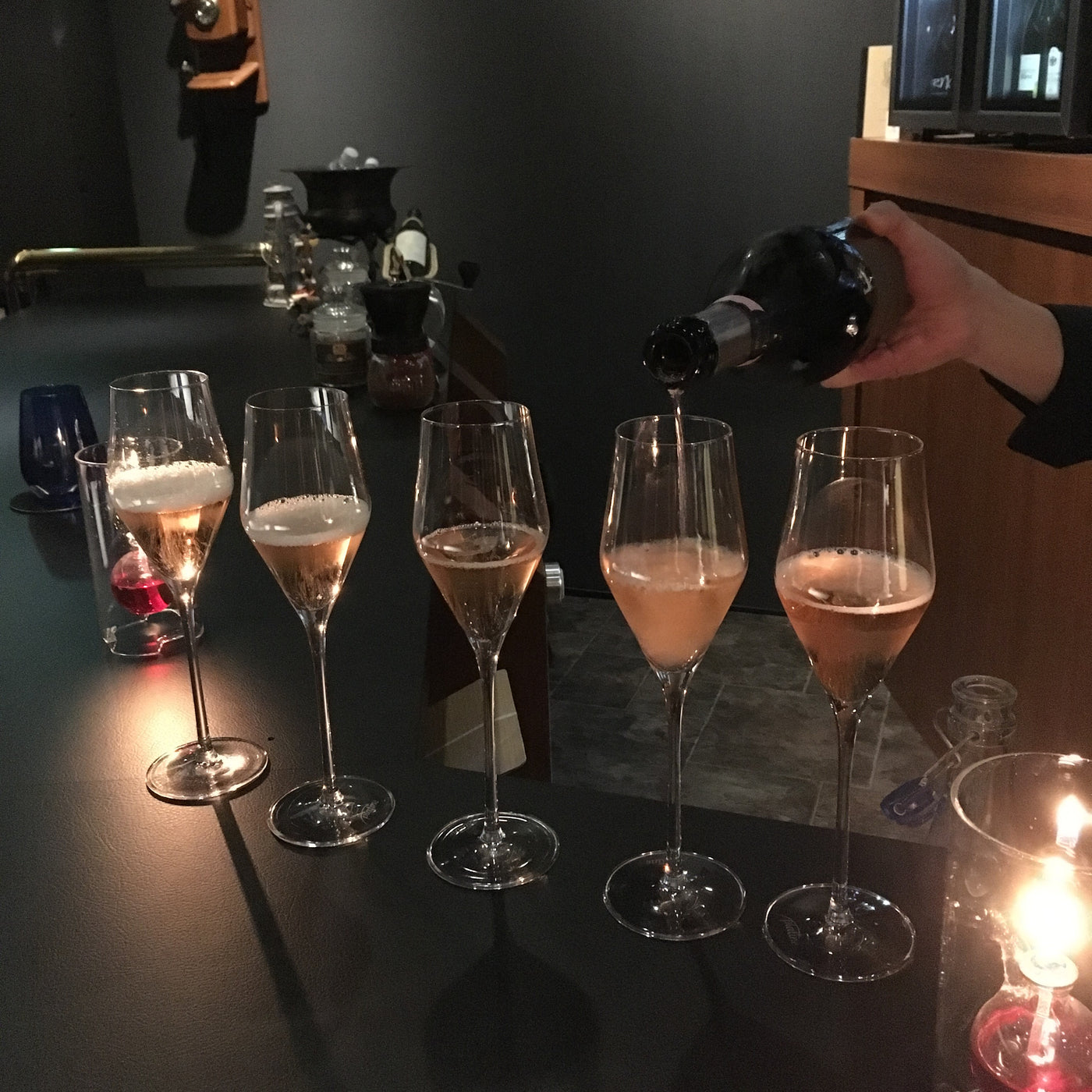 神の雫 WINE SALON コラム「私たちのWineのお作法 no.2」掲載