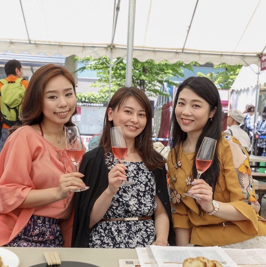 神の雫　WINE SALON　コラム「私たちのWineのお作法　no.1」掲載